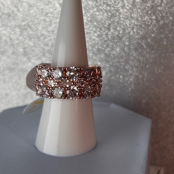 Bomb Party Diamond Cubic Zirconia Ring on Rose Gold Plating Size 7 New - Picture 7 of 7